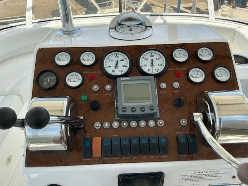 Slide: The Image of Silverton 41 Convertible 2000 - 6298451