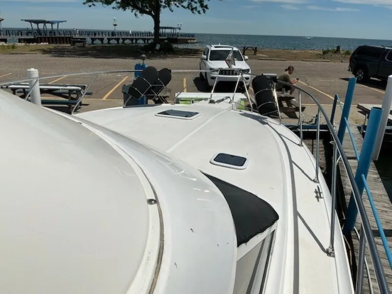 Slide: The Image of Silverton 41 Convertible 2000 - 6298459