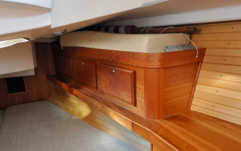 Slide: The Image of 2004 - Sabre 426 - Jezebel Aft Cabin - Storage - 6298575