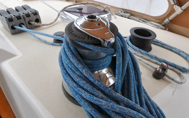 Slide: The Image of 2004 - Sabre 426 - Jezebel Cockpit - Winch - 6298661