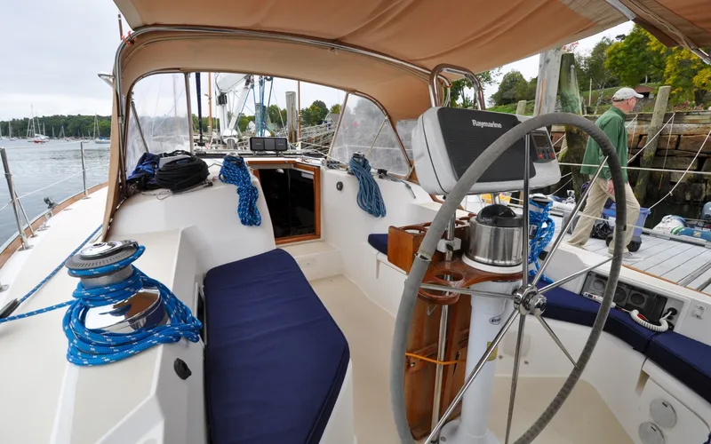 Slide: The Image of 2004 - Sabre 426 - Jezebel Cockpit - 6298651