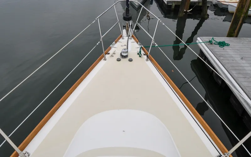 Slide: The Image of 2004 - Sabre 426 - Jezebel Foredeck - 6298680