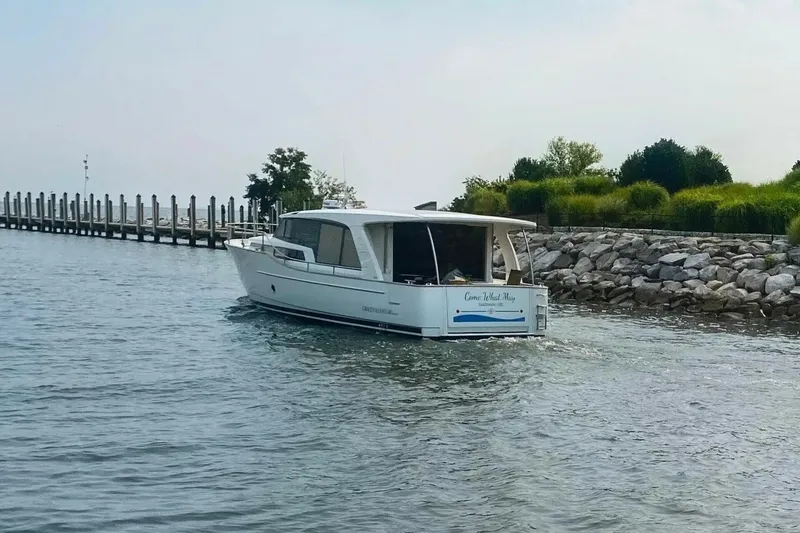 Slide: The Image of Greenline 40 Hybrid 2023 - 7462131