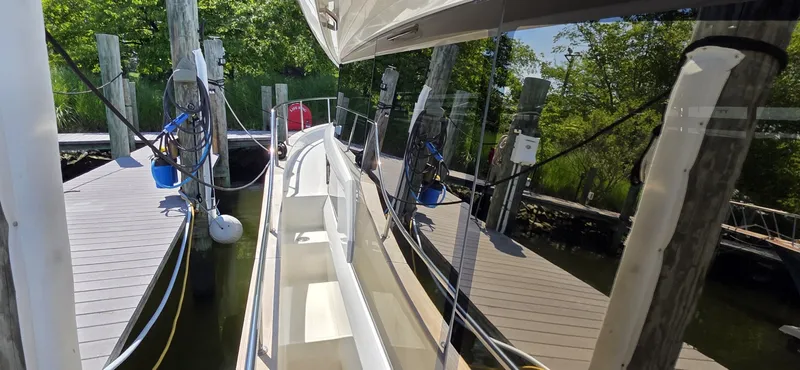 Slide: The Image of Greenline 40 Hybrid 2023 - 6298881