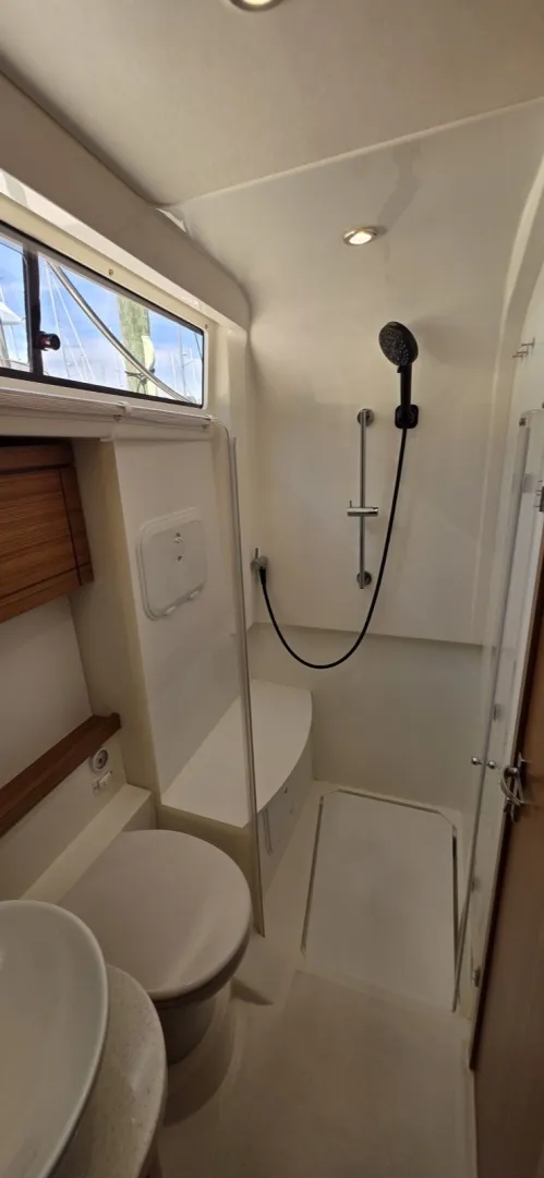 Slide: The Image of Greenline 40 Hybrid 2023 - 6298908