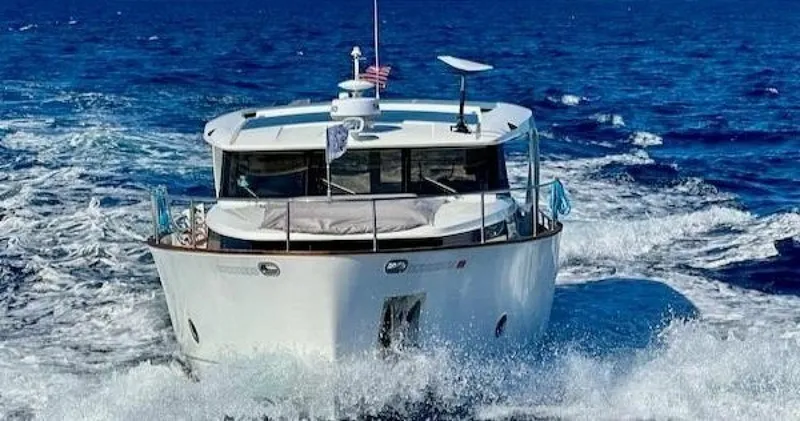 Slide: The Image of Greenline 40 Hybrid 2023 - 6298917