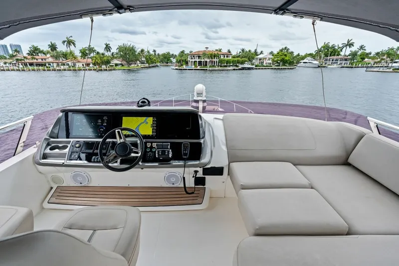 Slide: The Image of Princess S62 Sportbridge 2020 - 6299959