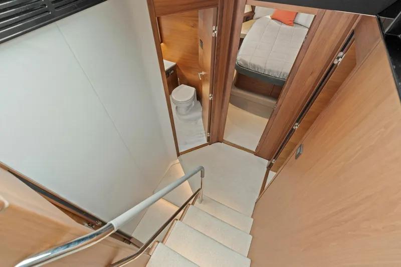 Slide: The Image of Princess S62 Sportbridge 2020 - 6300012