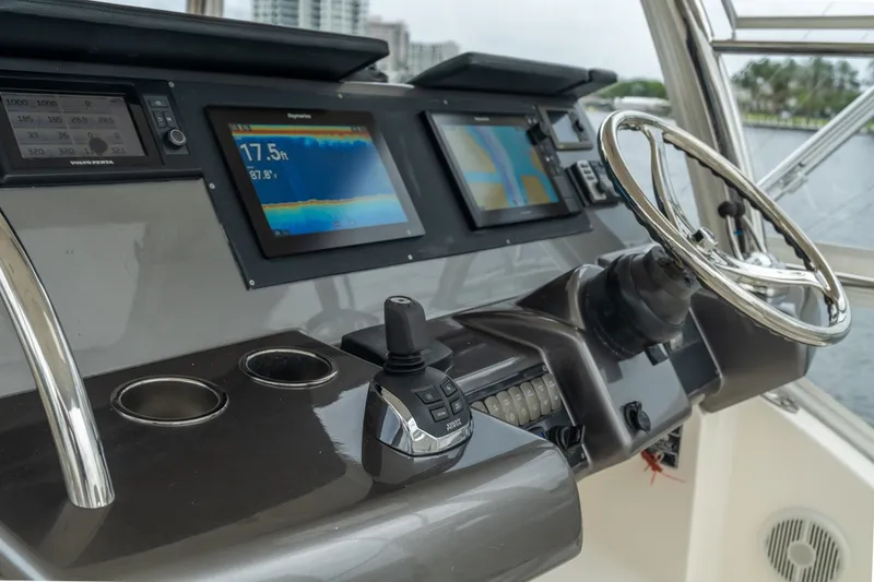 Slide: The Image of Riviera 43 Open Flybridge 2011 - 6300062