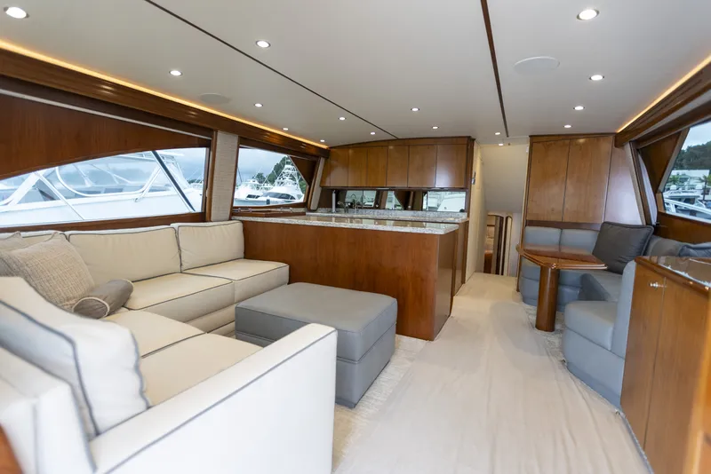 Slide: The Image of Viking 58 Convertible 2021 - 2