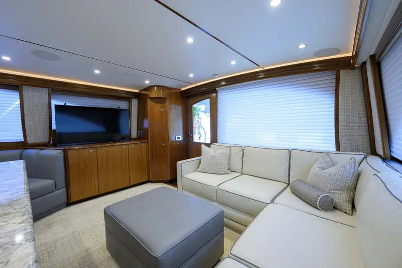 Slide: The Image of 58 Viking - Salon 2021 Viking 58 Convertible No Name 58 - 7655847