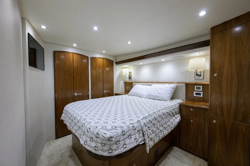 Slide: The Image of 58 Viking - Master Stateroom 2021 Viking 58 Convertible No Name 58 - 7512373