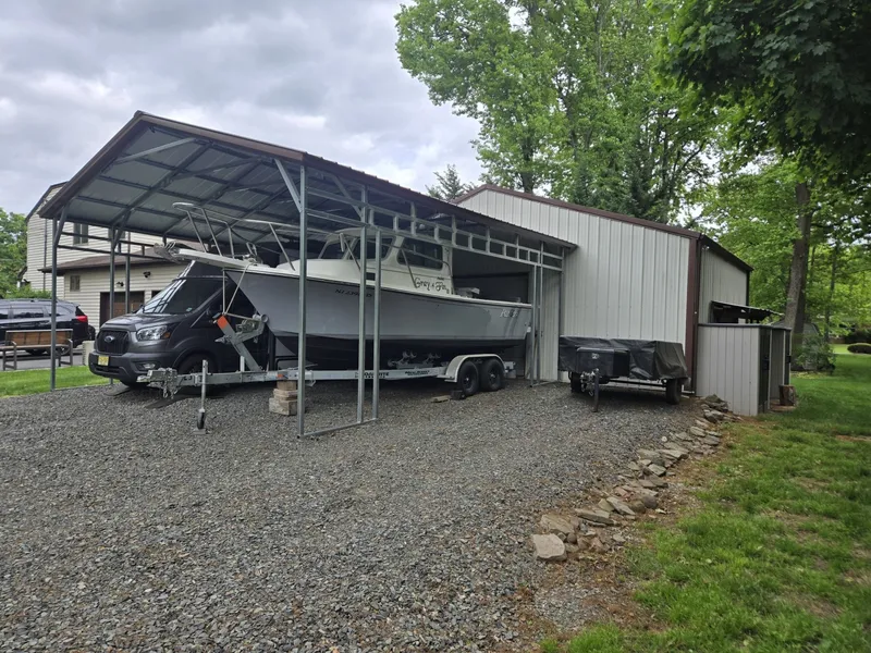 Slide: The Image of Parker Marine 21 2022 - 6300334