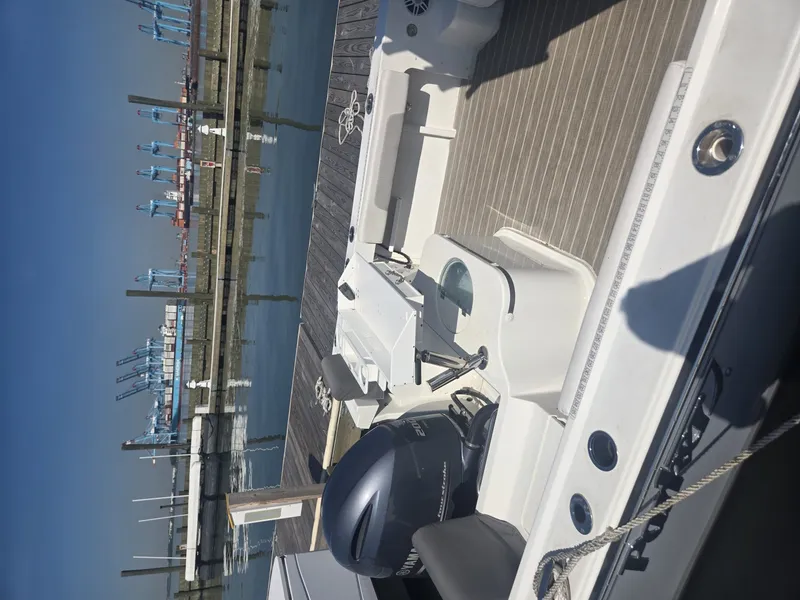 Slide: The Image of Parker Marine 21 2022 - 6300338