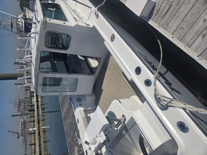 Slide: The Image of Parker Marine 21 2022 - 6300339