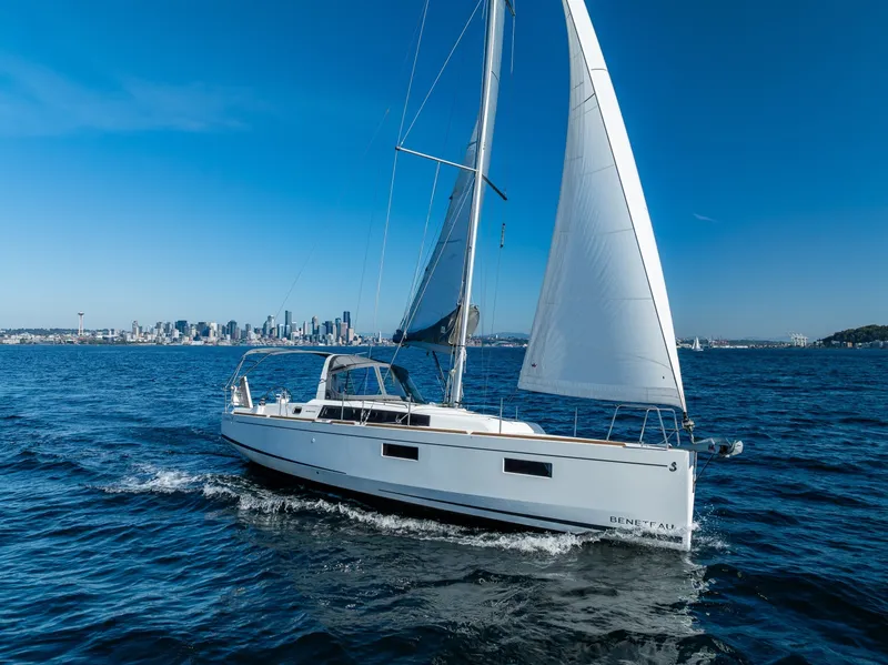 Slide: The Image of Beneteau Oceanis 38.1 2021 - 6304968