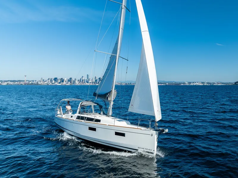 Slide: The Image of Beneteau Oceanis 38.1 2021 - 6304977