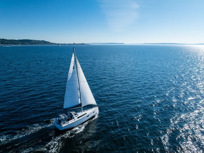 Slide: The Image of Beneteau Oceanis 38.1 2021 - 6304980