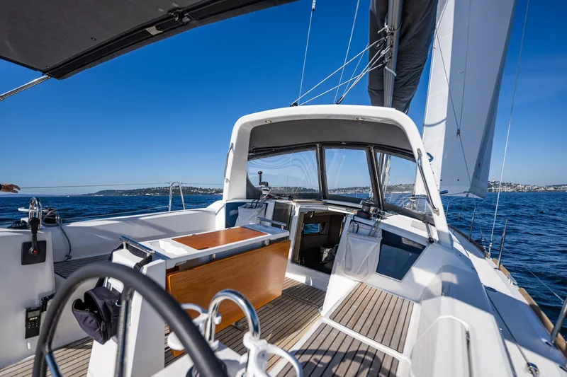 Slide: The Image of Beneteau Oceanis 38.1 2021 - 6304990