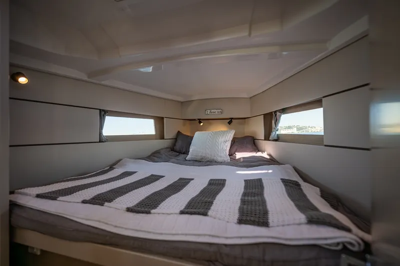 Slide: The Image of Beneteau Oceanis 38.1 2021 - 6305004