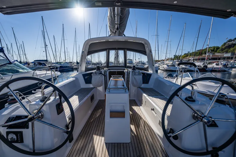 Slide: The Image of Beneteau Oceanis 38.1 2021 - 6305019