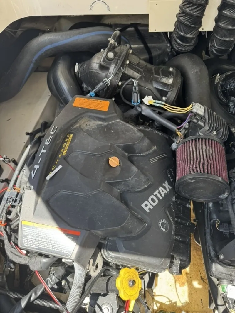 Slide: The Image of Chaparral Vortex 243 VRX 2017 - 6301302