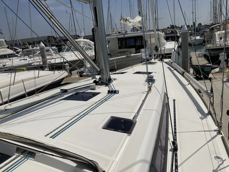 Slide: The Image of Beneteau Oceanis 48 2018 - 6301286