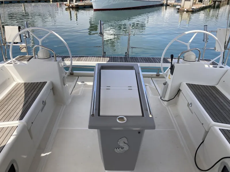 Slide: The Image of Beneteau Oceanis 48 2018 - 6301319
