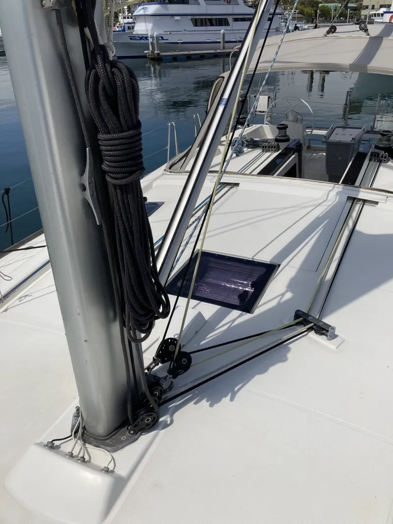 Slide: The Image of Beneteau Oceanis 48 2018 - 6518064
