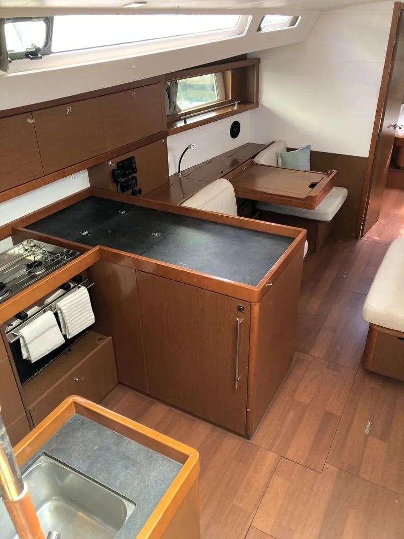 Slide: The Image of Beneteau Oceanis 48 2018 - 6517993