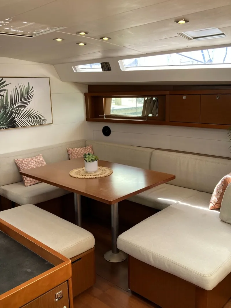 Slide: The Image of Beneteau Oceanis 48 2018 - 6518003