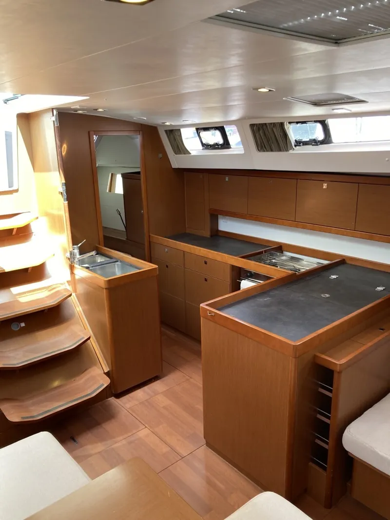 Slide: The Image of Beneteau Oceanis 48 2018 - 6518022