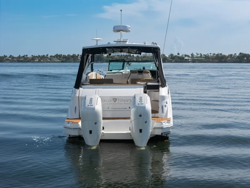 Slide: The Image of Sea Ray 320 Sundancer 2025 - 6520875