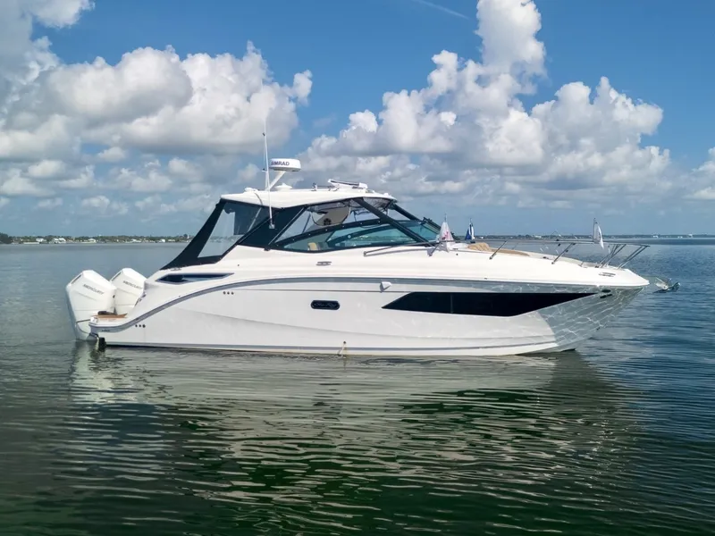 The Image of Sea Ray 320 Sundancer 2025 - 7649503