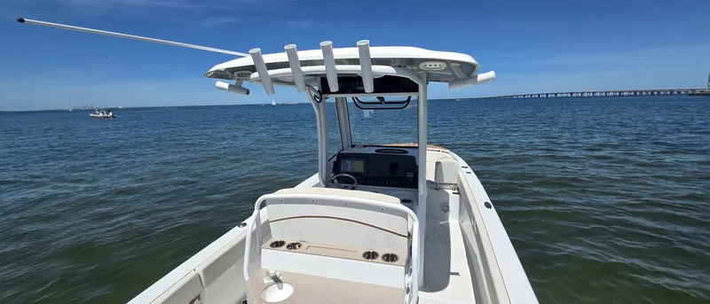 Slide: The Image of Sea Hunt Escape 27 Center Console 2021 - 6302005