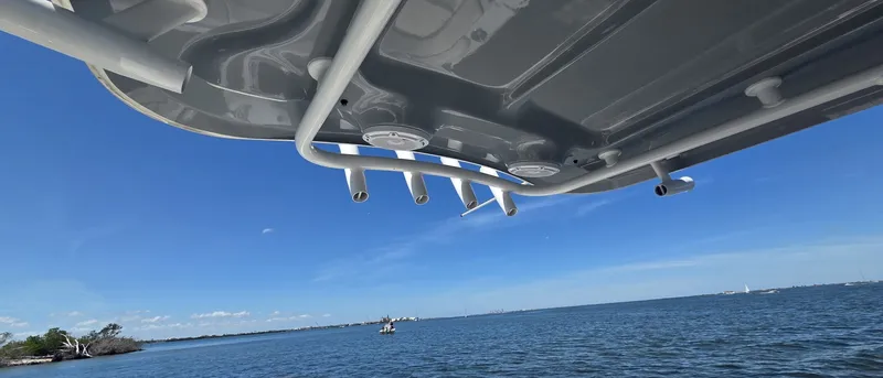 Slide: The Image of Sea Hunt Escape 27 Center Console 2021 - 6302010