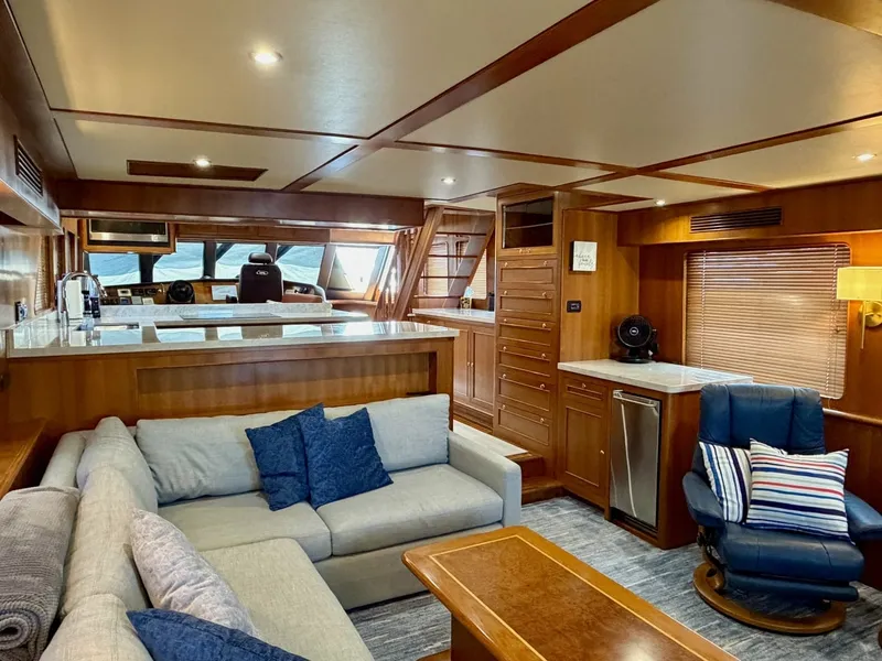 Slide: The Image of Alaskan 70 OHANA - Salon Alaskan 70 OHANA - Salon - 7016775