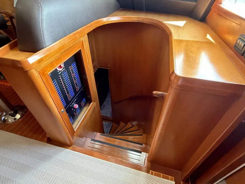 Slide: The Image of Alaskan 70 OHANA - Interior Alaskan 70 OHANA - Interior - 7016794