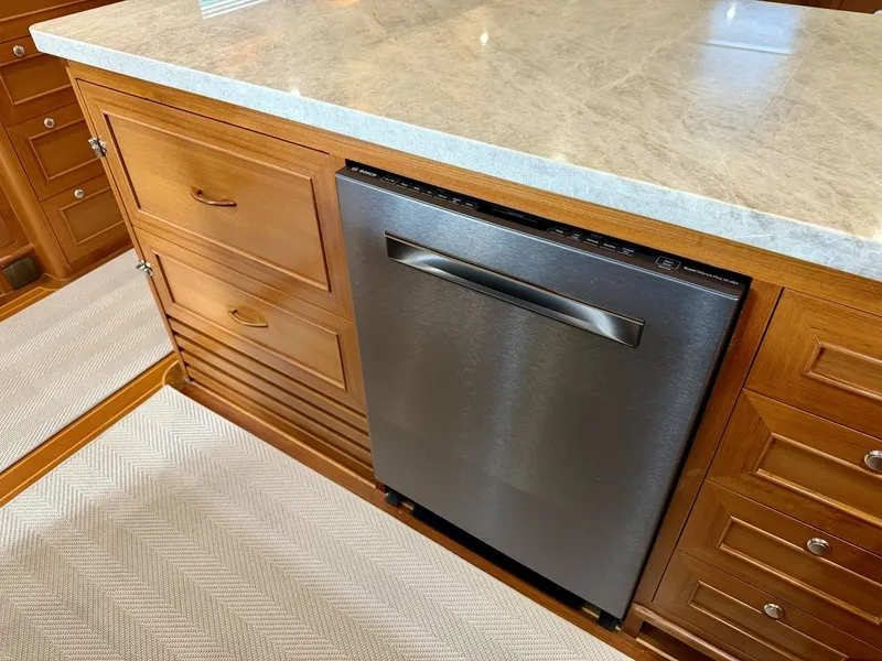 Slide: The Image of Alaskan 70 OHANA - Galley Dishwasher Alaskan 70 OHANA - Galley Dishwasher - 7016789