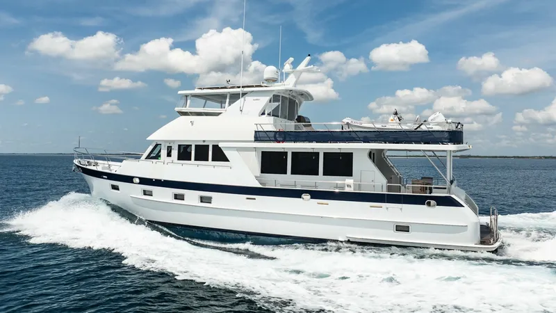 Slide: The Image of Alaskan 70 OHANA - Exterior Alaskan 70 OHANA - Exterior - 7016751