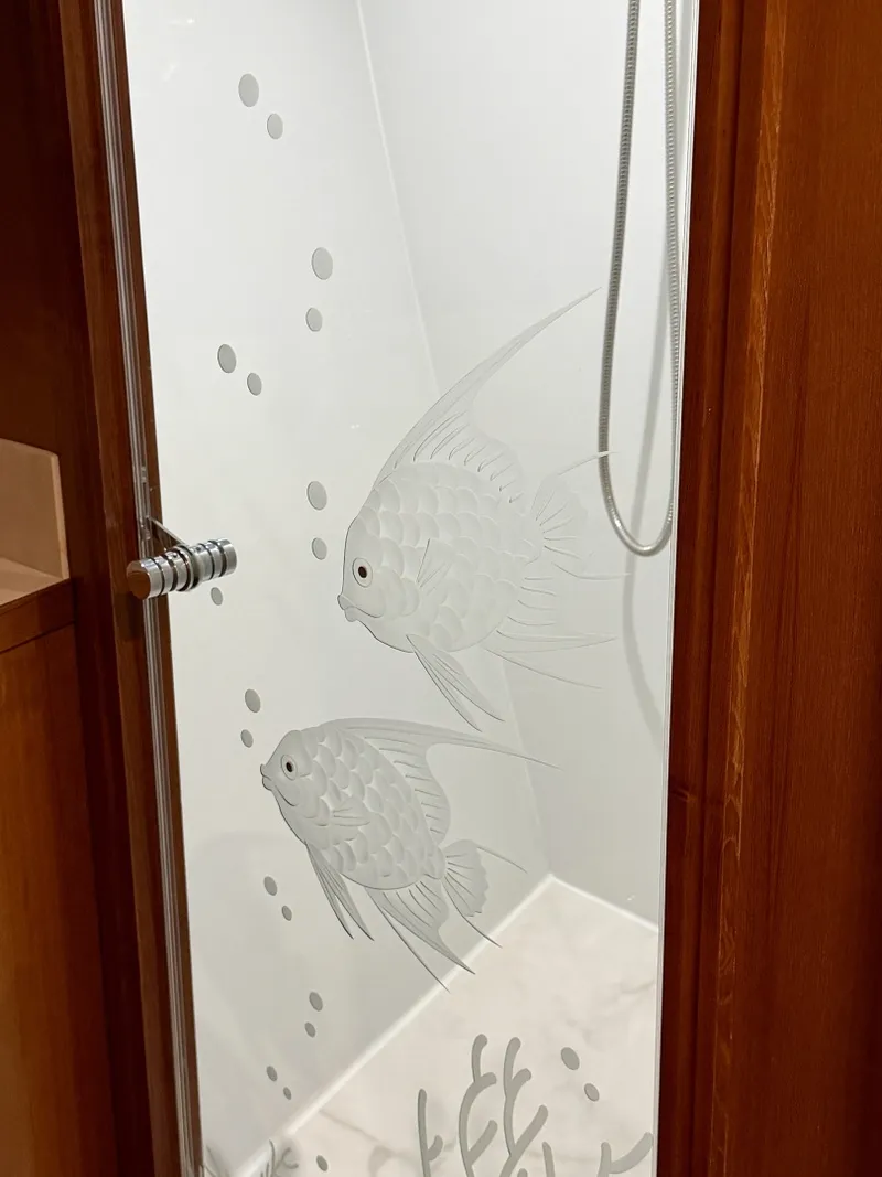 Slide: The Image of Alaskan 70 OHANA - VIP Stateroom Ensuite Head - 6769683