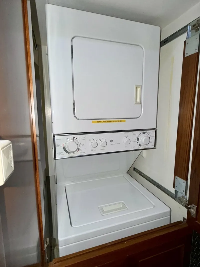 Slide: The Image of Alaskan 70 OHANA - Laundry Alaskan 70 OHANA - Laundry - 7016822