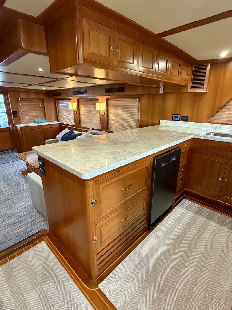Slide: The Image of Alaskan 70 OHANA - Galley - 6769646