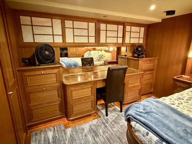 Slide: The Image of Alaskan 70 OHANA - Master Stateroom Alaskan 70 OHANA - Master Stateroom - 7016797