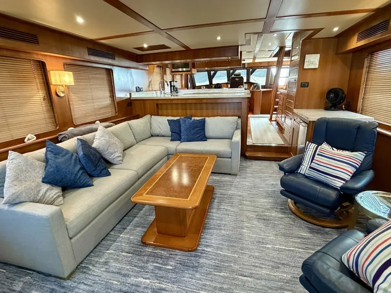 Slide: The Image of Alaskan 70 OHANA - Salon Alaskan 70 OHANA - Salon - 7016778