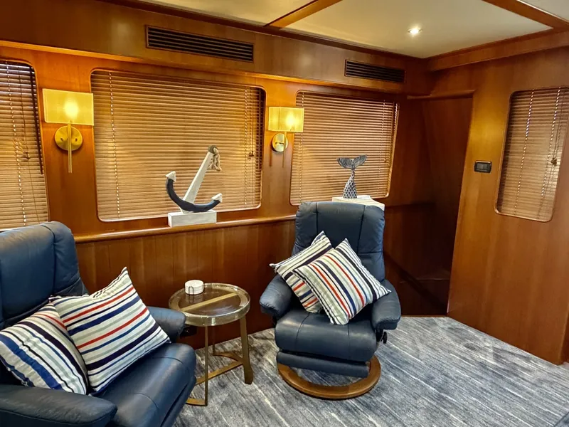 Slide: The Image of Alaskan 70 OHANA - Salon Alaskan 70 OHANA - Salon - 7016782