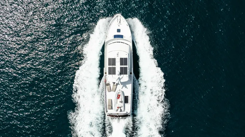 Slide: The Image of Alaskan 70 OHANA - Exterior Alaskan 70 OHANA - Exterior - 7016752