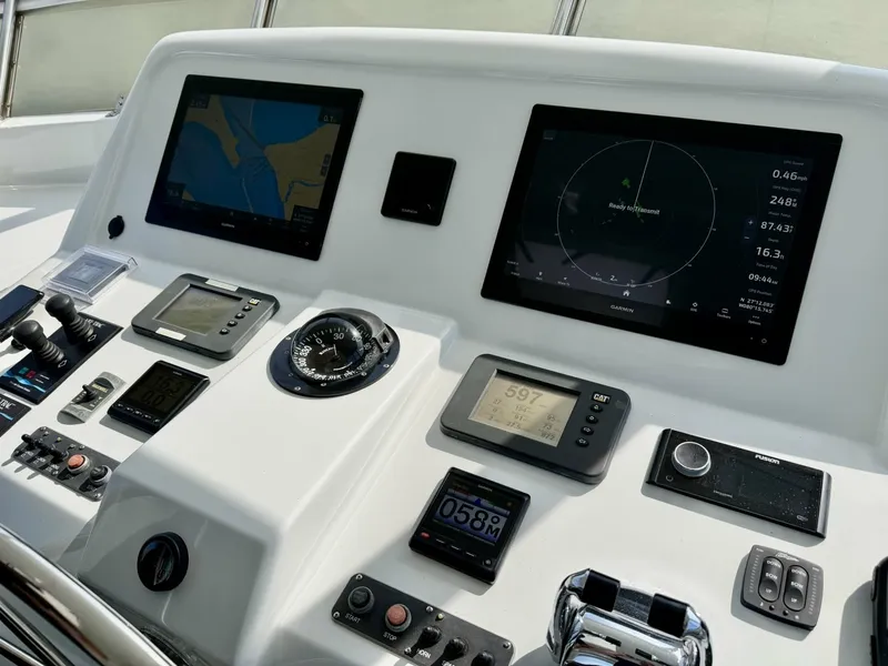 Slide: The Image of Alaskan 70 OHANA - Exterior Fly Bridge Helm Alaskan 70 OHANA - Exterior Fly Bridge Helm - 7016763