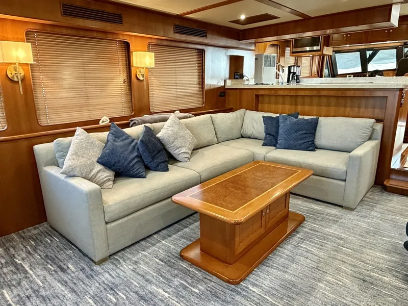Slide: The Image of Alaskan 70 OHANA - Salon Alaskan 70 OHANA - Salon - 7016777