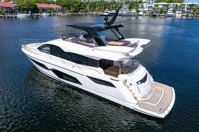 Slide: The Image of Sunseeker Manhattan 2023 - 6303878